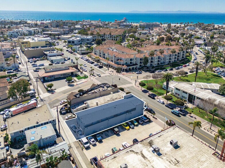 More Photos Of 526 Main St, Huntington Beach Storefront Retail Residential For Sale