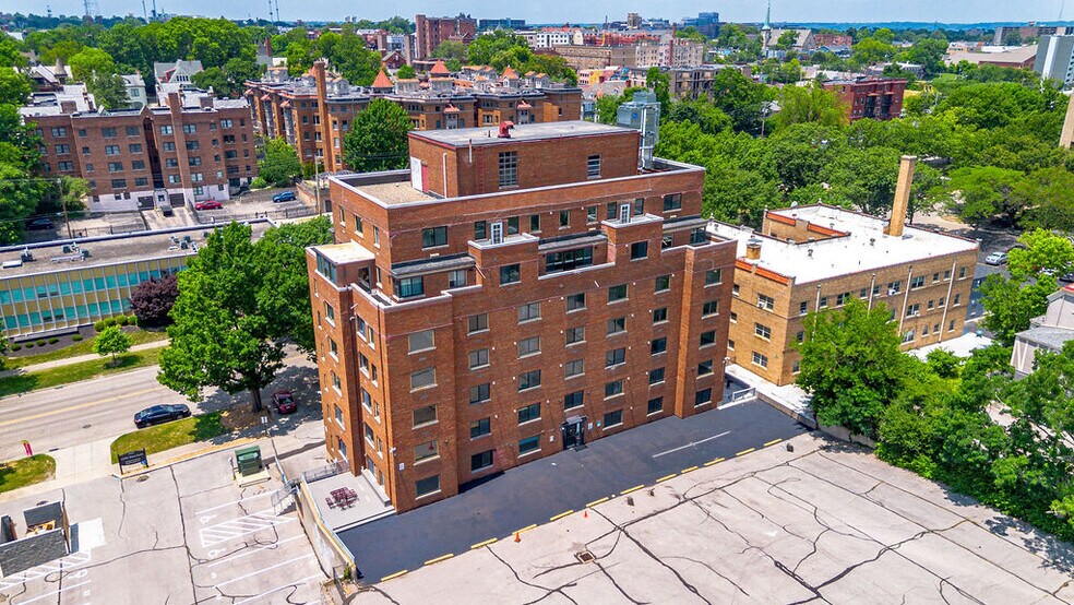 More Photos Of 2330 Victory Pky, Cincinnati Office Residential For Lease