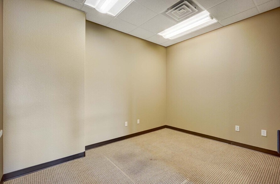 More Photos Of 3210 E Woodmen Rd, Colorado Springs Medical For Sale