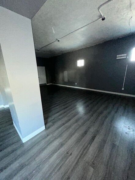 More Photos Of 1140 Mercer Ave, Akron General Retail For Sale