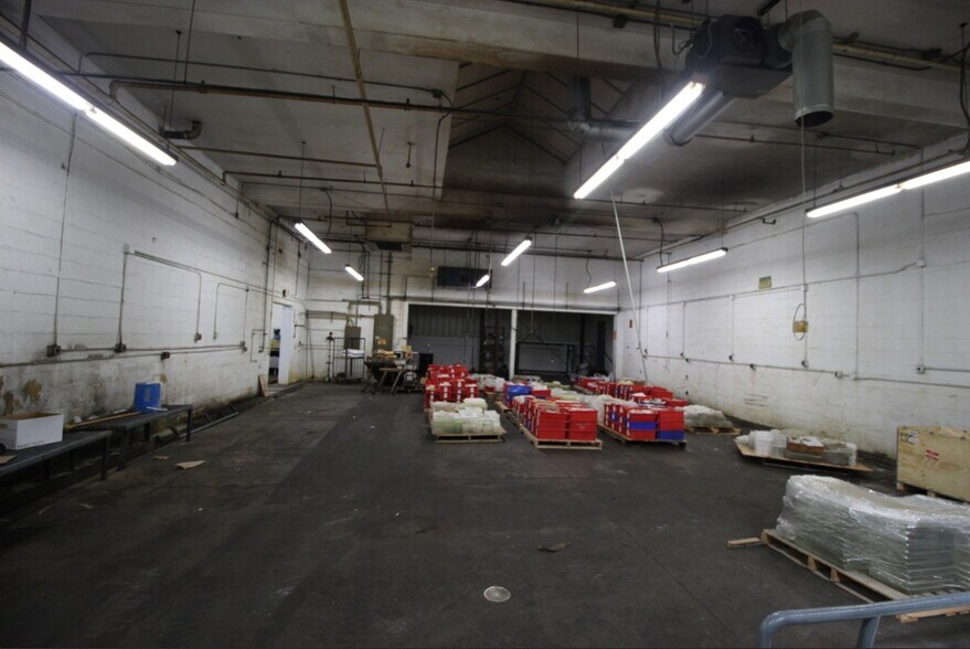 More Photos Of 235-257 Ormond St, Rochester Manufacturing For Sale