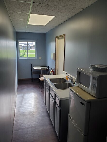 More Photos Of 1225 N Home Rd, Mansfield Medical For Lease