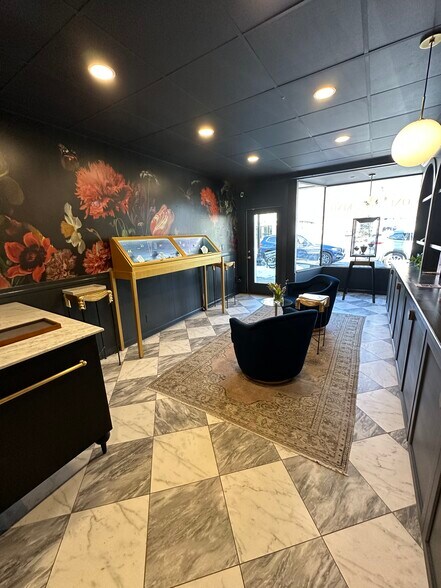 More Photos Of 74 Westchester ave, Pound Ridge General Retail For Lease