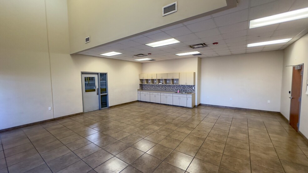 More Photos Of 465 Industrial Ave, Santa Teresa Manufacturing For Lease