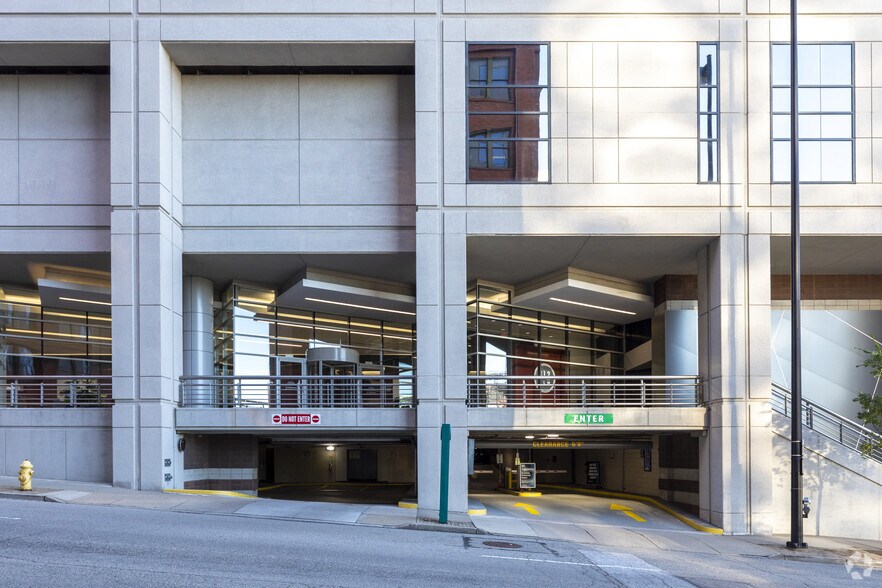 More Photos Of 312 Elm St, Cincinnati Office For Lease