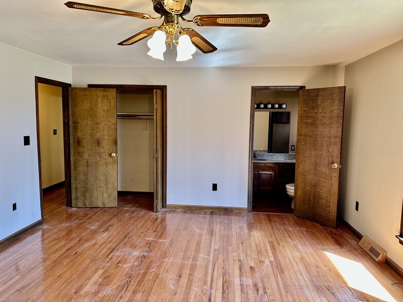 More Photos Of 5264 Pulaski Hwy, Perryville Office For Sale