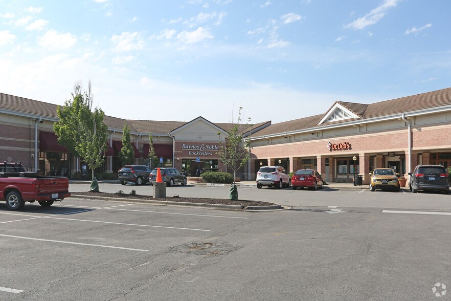 More Photos Of 4802-5256 W 119th St, Leawood Unknown For Lease