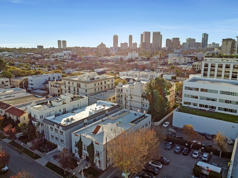 More Photos Of 121 S Elm Dr, Beverly Hills Apartments For Sale