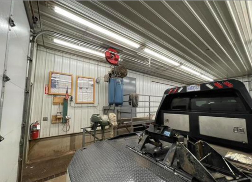 More Photos Of 100 Axle Dr, Caspian Service For Sale