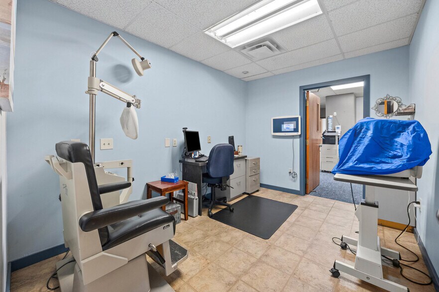 More Photos Of 2100 S Clinton Ave, Rochester Medical For Sale