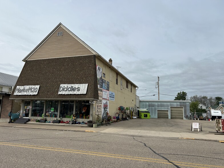 More Photos Of 215 Wolf River Dr, Fremont General Retail For Sale