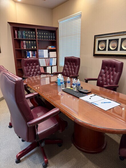 More Photos Of 6206 W Desert Inn Rd, Las Vegas Office For Lease