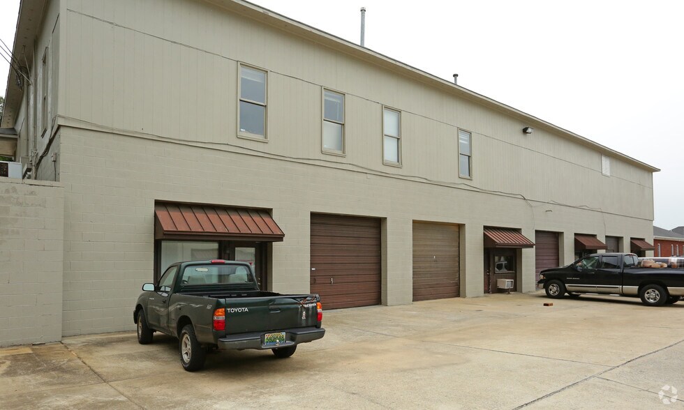 More Photos Of 2010 Old Montgomery Hwy, Birmingham Flex For Lease