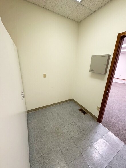 More Photos Of 660 Swift Blvd, Richland Medical For Lease