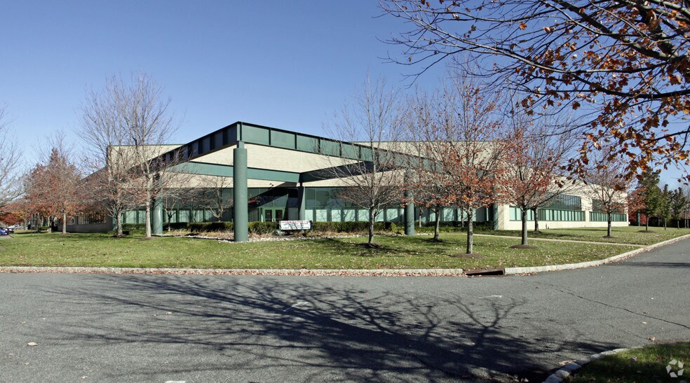 More Photos Of 8 Clarke Dr, Cranbury Research And Development For Lease