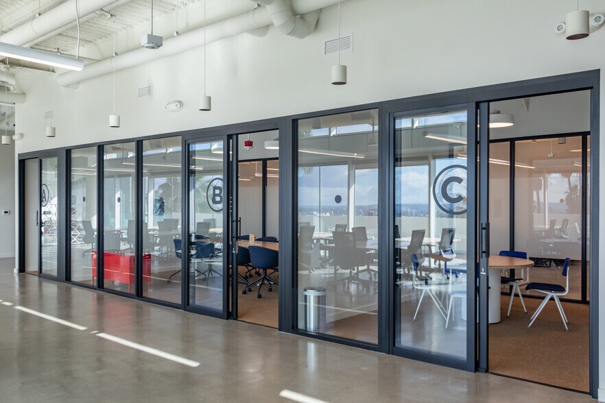 More Photos Of 8305 W Sunset Blvd, West Hollywood Office For Lease