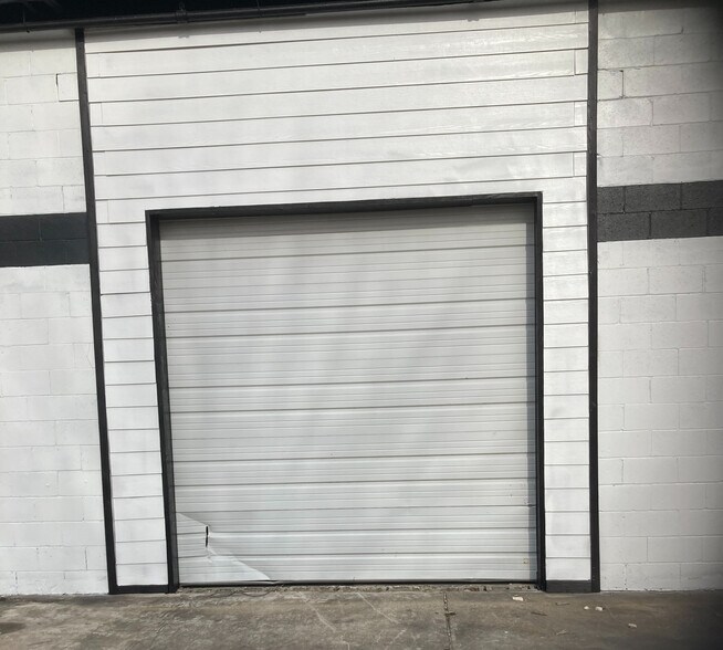 More Photos Of 105 N Sharpe St, Selma Warehouse For Sale