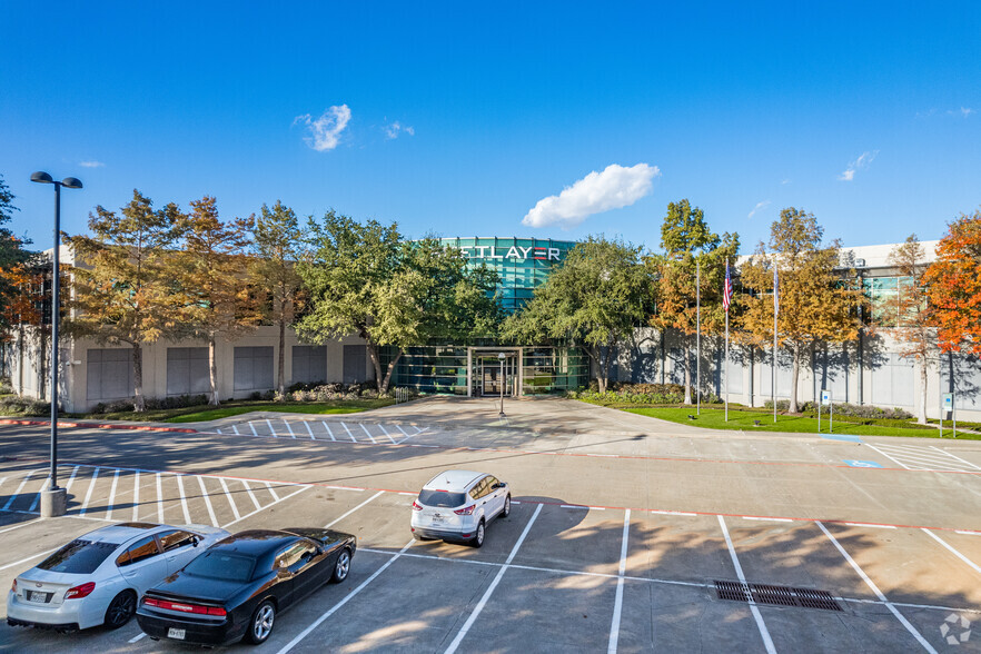 Primary Photo Of 4849 Alpha Rd, Dallas Telecom Hotel Data Hosting For Lease