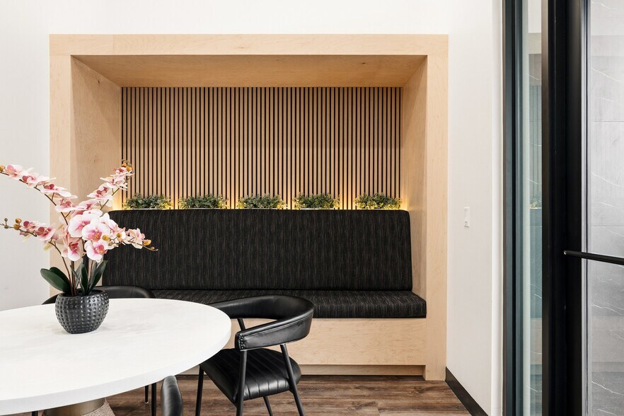 More Photos Of 1030 Katy Fort Bend Rd, Katy Office For Sale