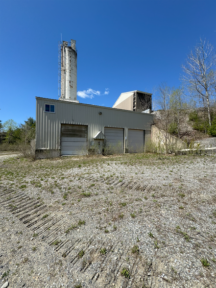 Primary Photo Of 120 Bond Brook Rd, Augusta Manufacturing For Sale