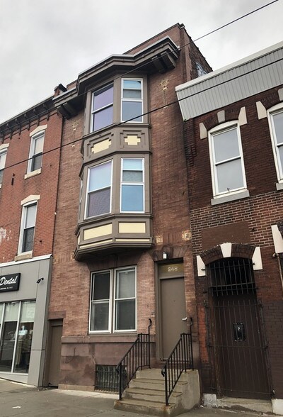 Primary Photo Of 248 W Girard Ave, Philadelphia Office For Sale