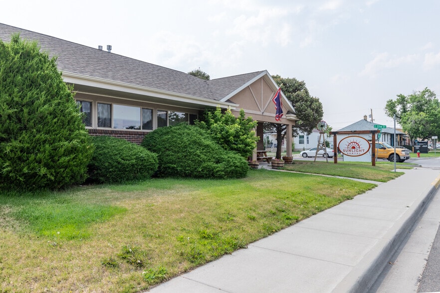 Primary Photo Of 2120 Logan Ave, Cheyenne Healthcare For Sale