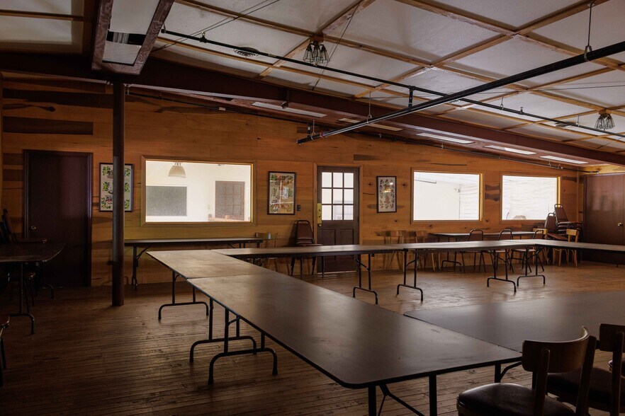 More Photos Of 63 Talona Spur Rd, Ellijay Freestanding For Sale