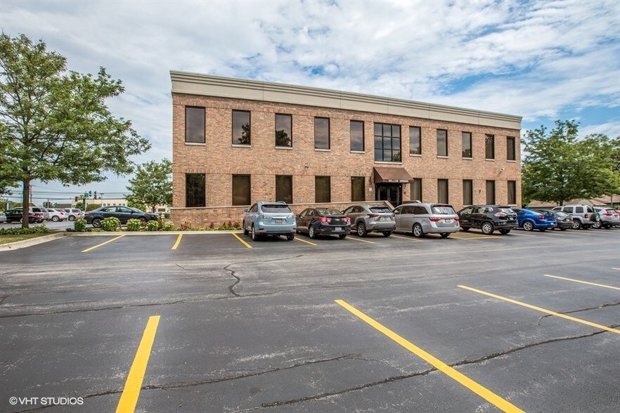 More Photos Of 333 E Route 83, Mundelein Medical For Lease