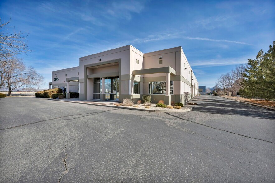 More Photos Of 2245 Meridian Blvd, Minden Showroom For Lease