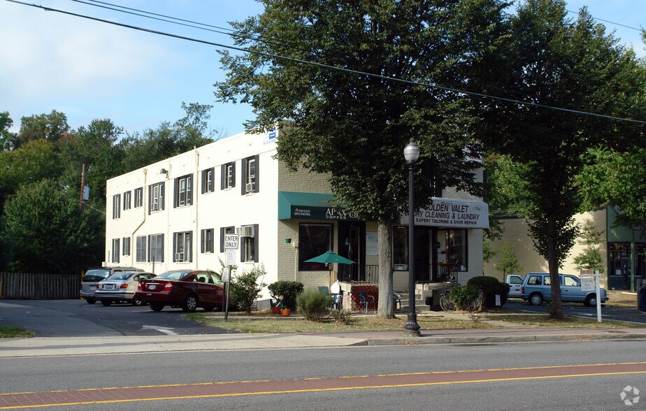 More Photos Of 5852 Washington Blvd, Arlington Storefront Retail Office For Lease