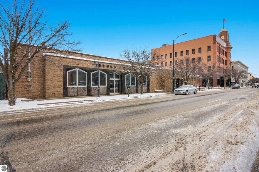 Primary Photo Of 116 W Front St, Traverse City Medical For Sale