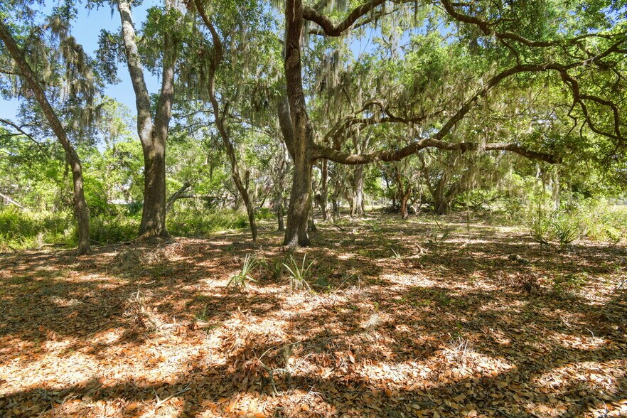 More Photos Of 903 Knowles Rd, Brandon Land For Sale