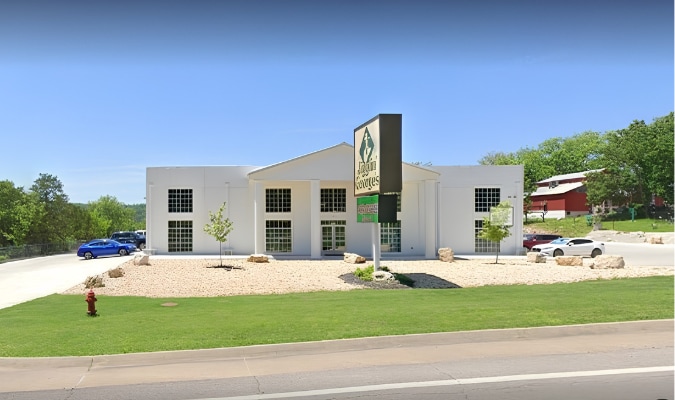 Primary Photo Of 685 Historic 165 hwy, Branson Storefront For Sale