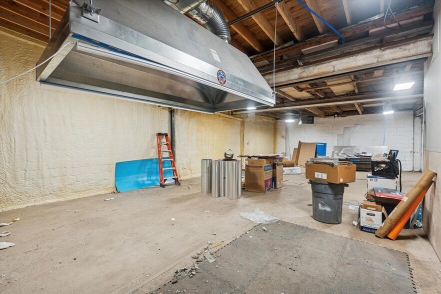 More Photos Of 3605 Salmon St, Philadelphia Industrial For Lease