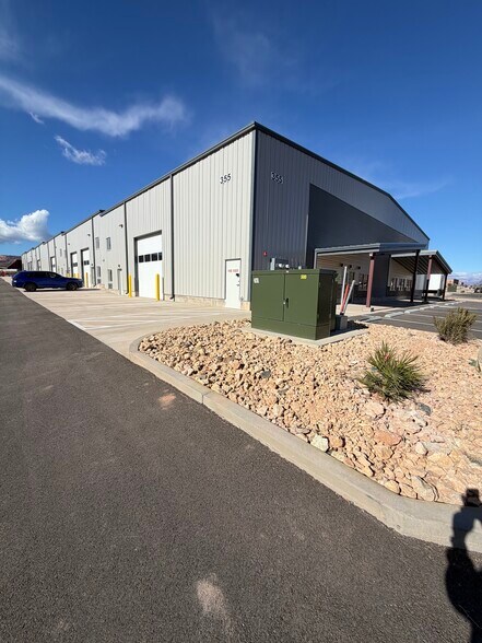 More Photos Of 345 N Old Highway 91, Hurricane Industrial For Lease