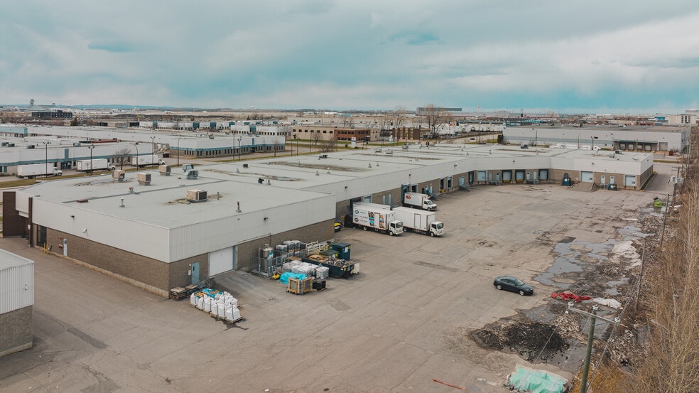 More Photos Of 1730-1850 Av 55e, Montréal Showroom For Lease