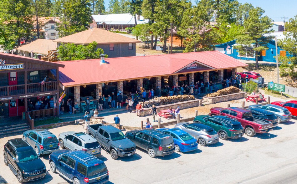 More Photos Of 105 James Canyon Highway, Cloudcroft Restaurant For Sale