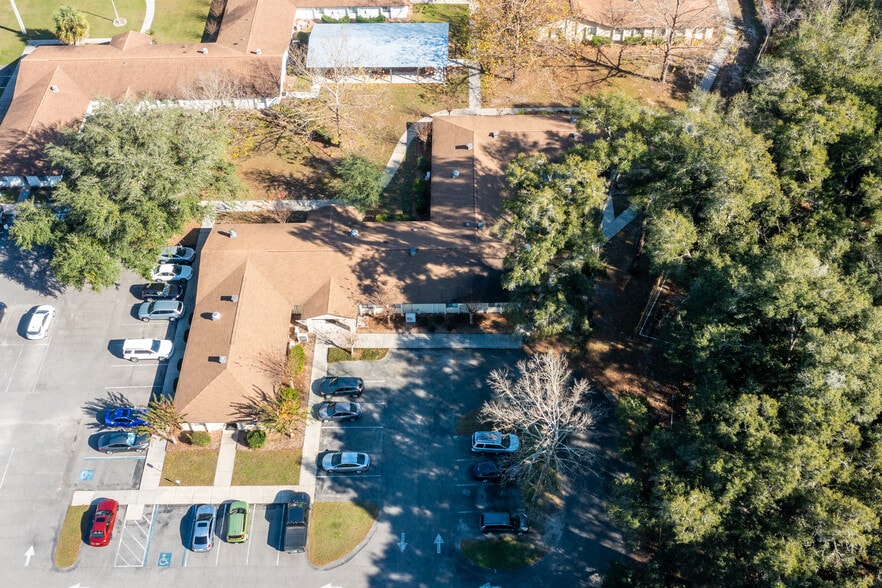 More Photos Of 418 SW 140th Ter, Newberry Unknown For Lease