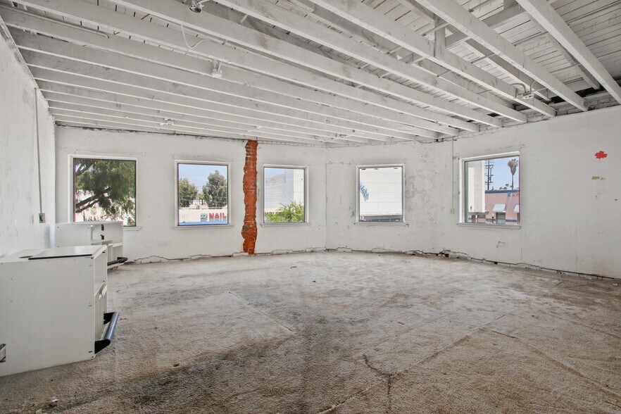 More Photos Of 10926 Main St, El Monte Storefront Retail Office For Sale