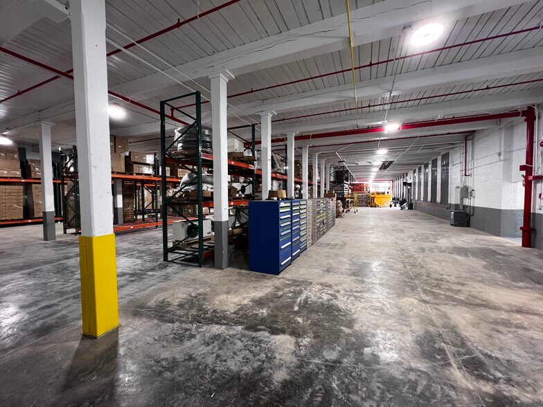 More Photos Of 1 S Main St, Granite Falls Warehouse For Sale