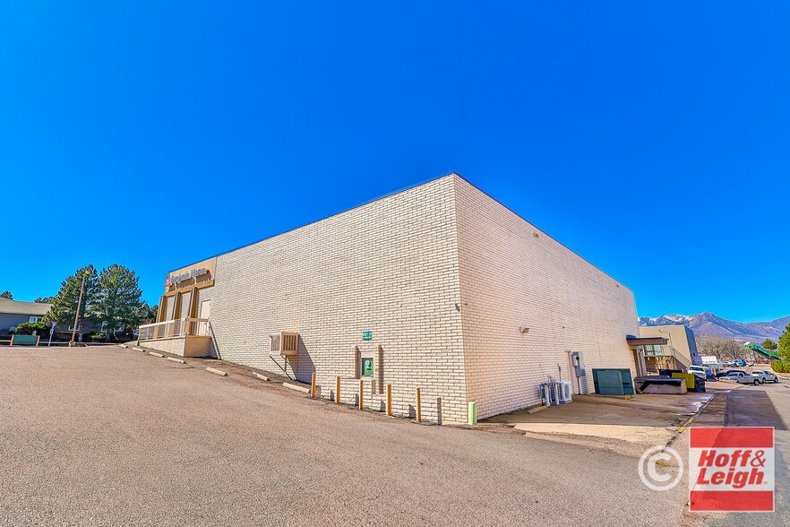 More Photos Of 6121 N Academy Blvd, Colorado Springs Freestanding For Lease