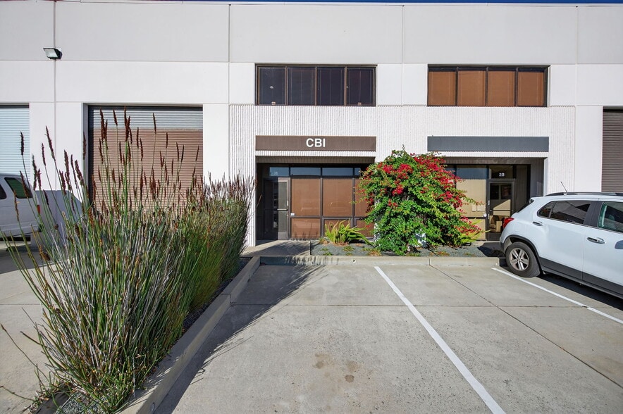 More Photos Of 20 S Linden Ave, South San Francisco Warehouse For Sale