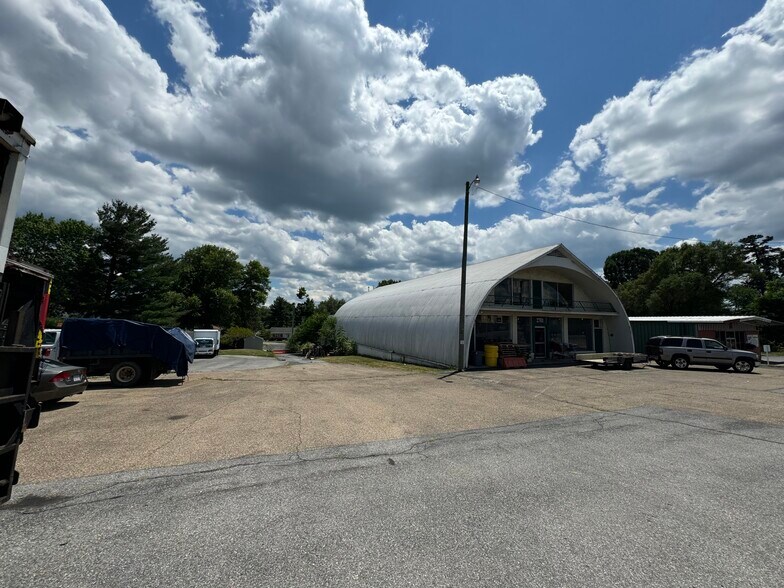 More Photos Of 2701 Stuarts Draft Hwy, Stuarts Draft General Retail For Sale