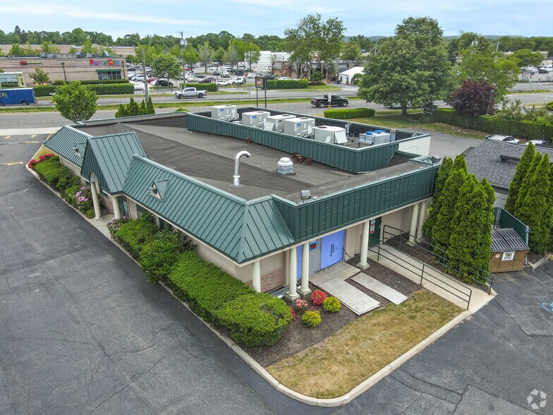 More Photos Of 55 Veterans Memorial Hwy, Commack Medical For Lease
