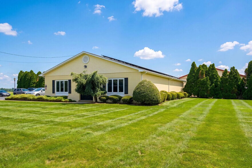 More Photos Of 1375 Old York Rd, Allentown Auto Repair For Sale