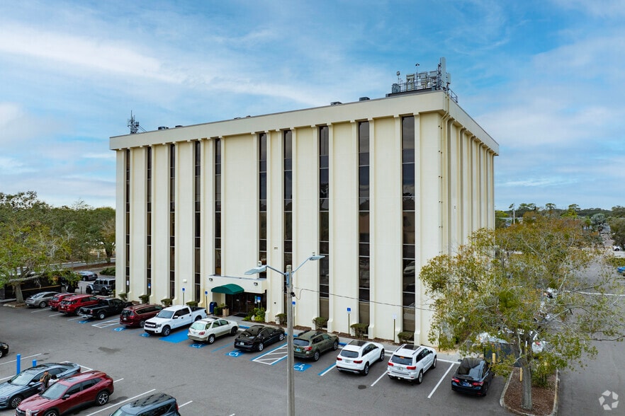 More Photos Of 13801 Bruce B Downs Blvd, Tampa Medical For Lease