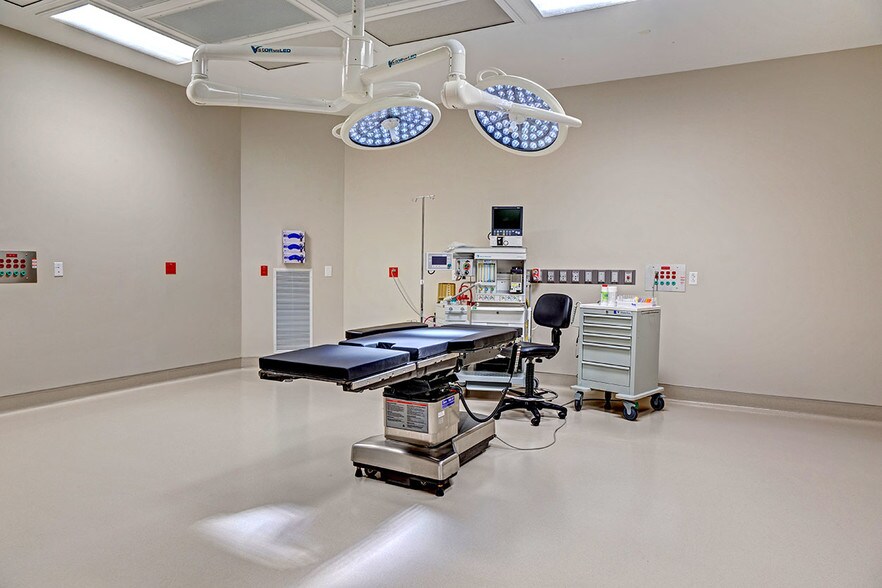 More Photos Of 450 E Merritt Island Cswy, Merritt Island Medical For Lease