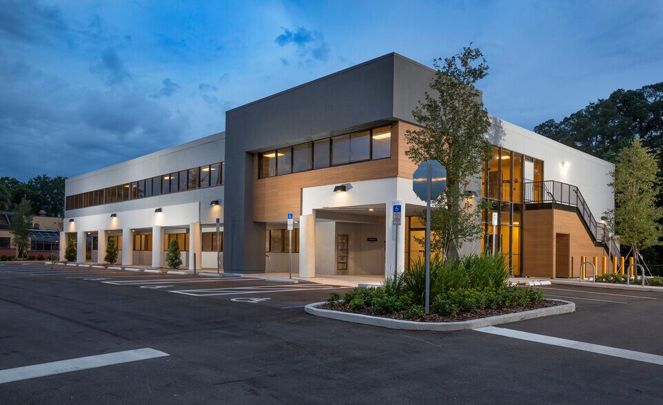 More Photos Of 140 N Westmonte Dr, Altamonte Springs Medical For Sale