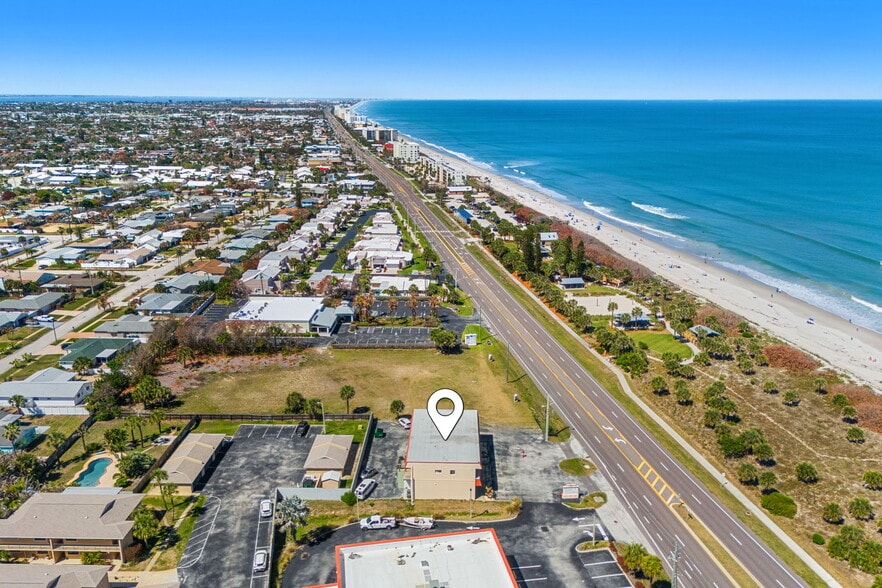 More Photos Of 1592 Jimmy Buffet Mem Hwy, Satellite Beach Office Residential For Sale