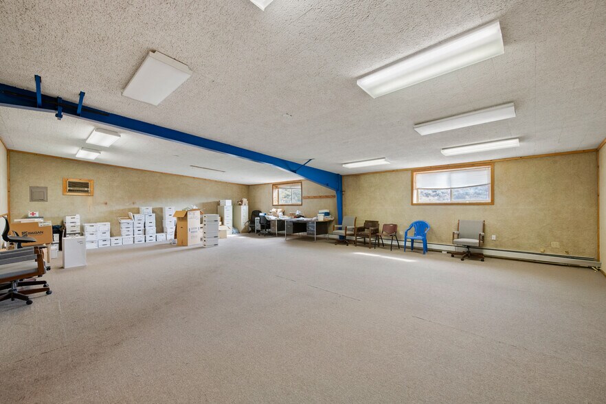 More Photos Of 97 S Red Willow Rd, Evanston Manufacturing For Lease